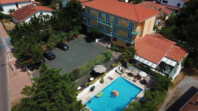 Hotel Aquitaine Capbreton Esterno foto